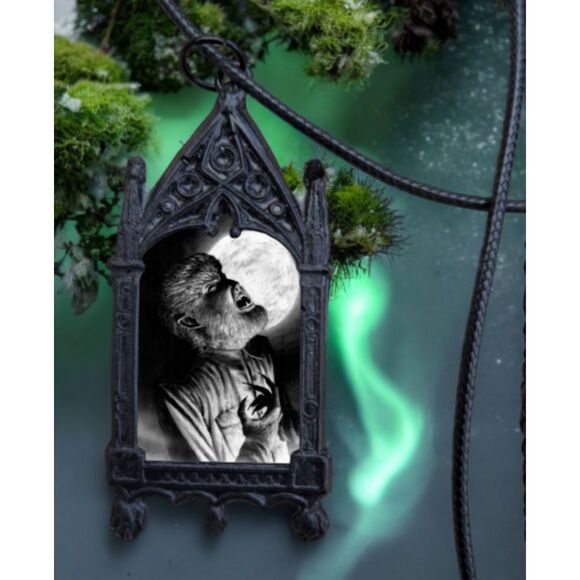 The Wolfman Werewolf Necklace Classic Horror Film Halloween Pendant Charm Totem - Picture 3 of 4